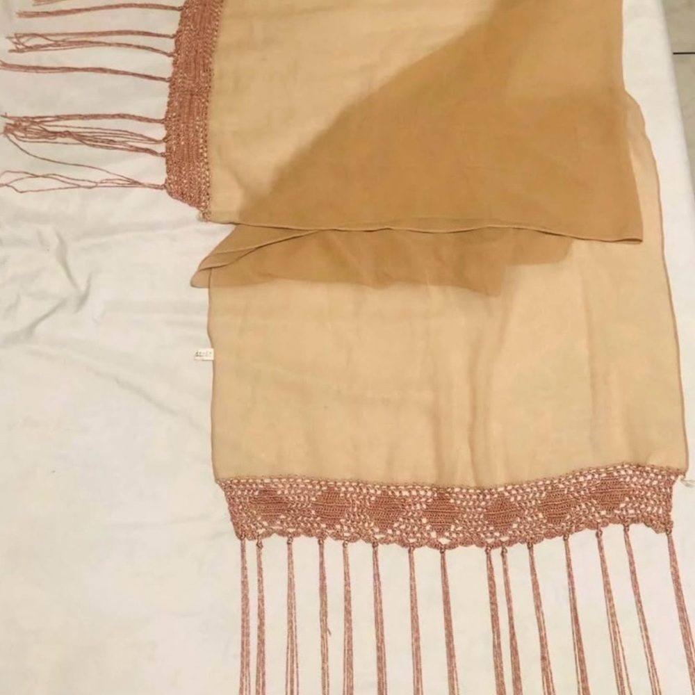 Beautiful Vintage Bijoux Terner Embroidered Fringed Pashmina Evening Wrap Shawl